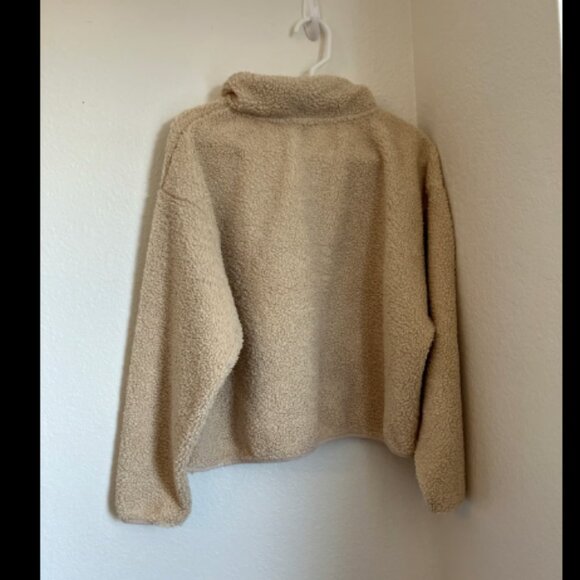 Body brand size Medium Cream-Colored Sweater - Picture 3 of 3